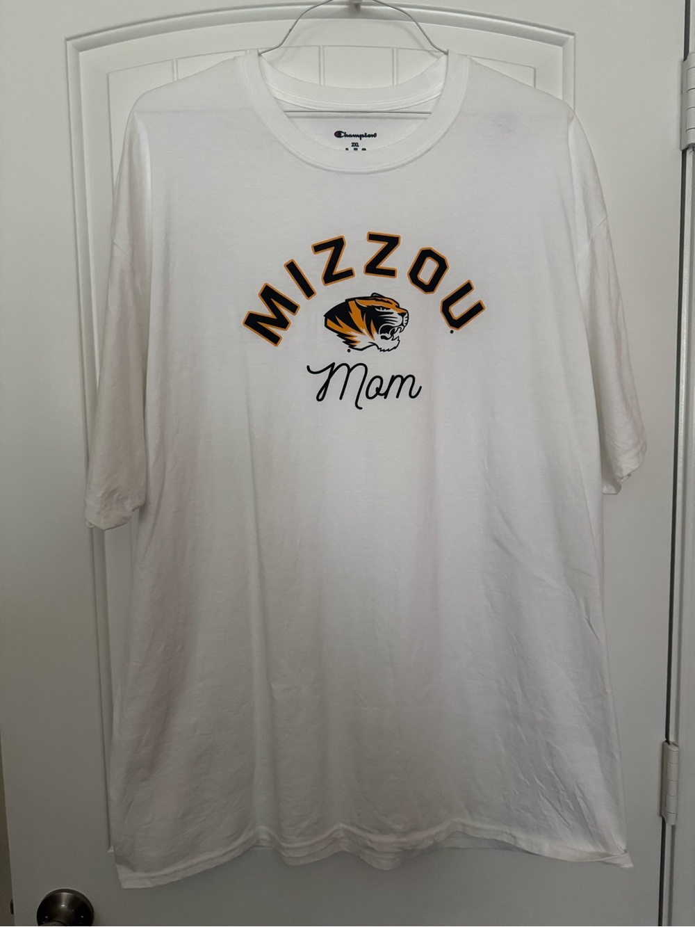 Women’s White Mizzou Mom Short-Sleeve Tee Champion 2XL